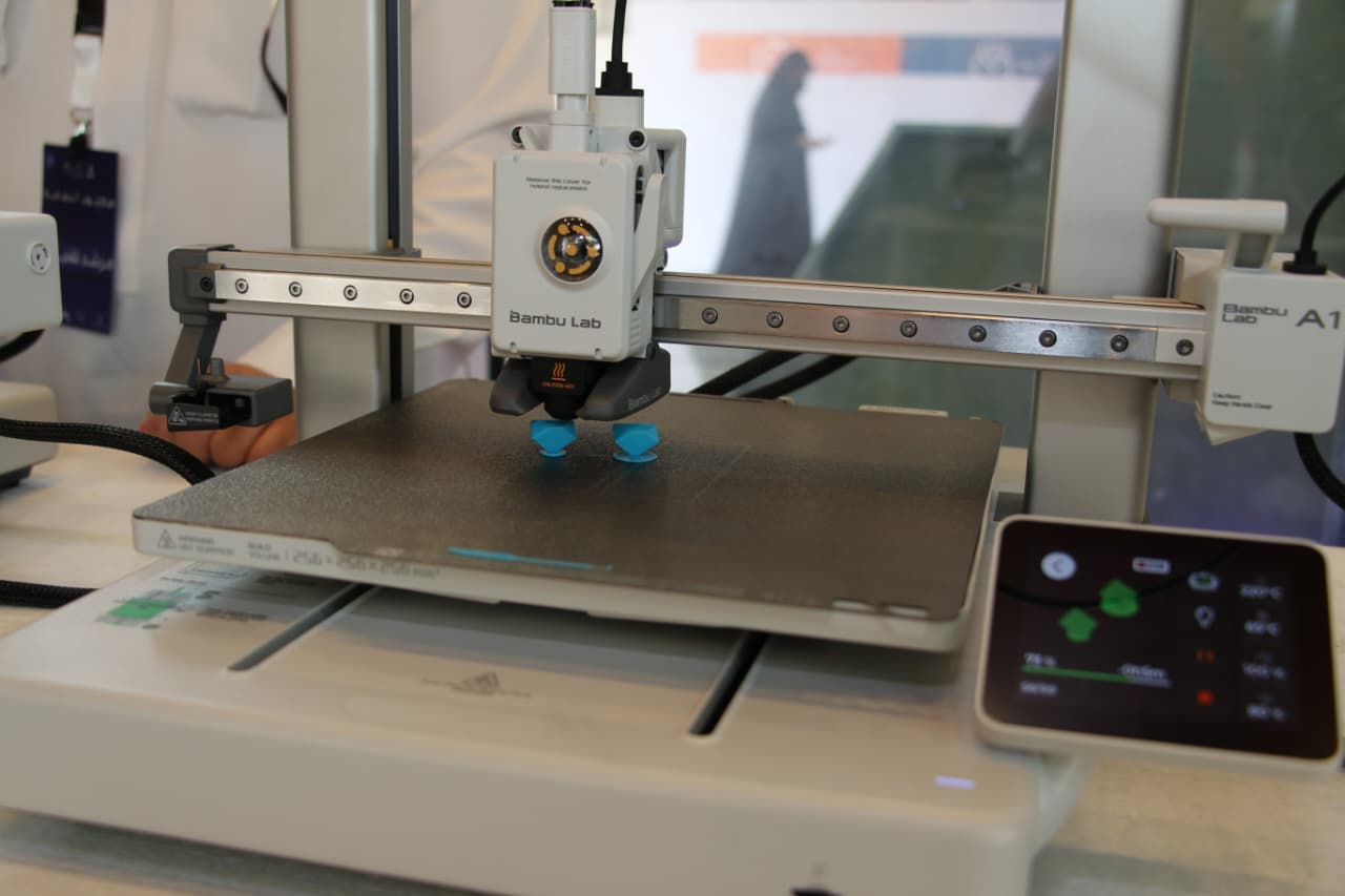 جامعة الملك عبدالعزيز تفتتح فعاليات هاكثون النمذجة بمشاركة 120 متسابقا من خلال 4 مسارات